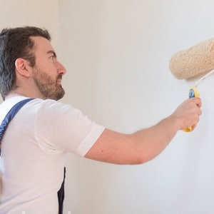 Petites rénovations de peinture, enduit et papier peint